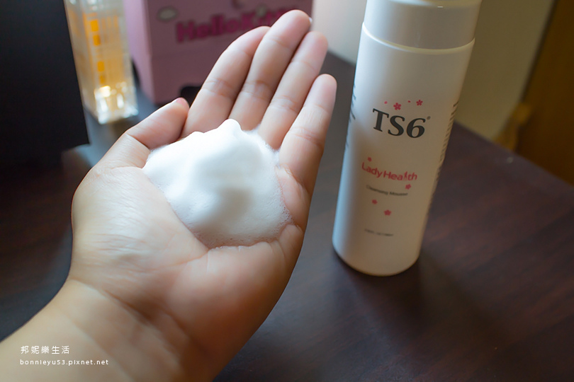 美體 %2F 陶晶瑩代言 ♥ TS6 護一生。私密保養 ♥ 潔淨幕斯。緊彈水嫩凝膠