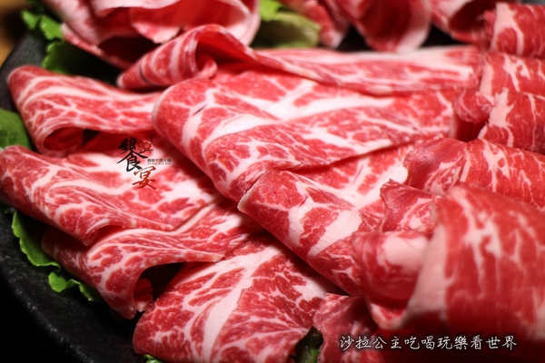 饗宴石頭火鍋(吉林店):台北中山 『饗宴石頭火鍋(吉林店) 』捷運行天宮