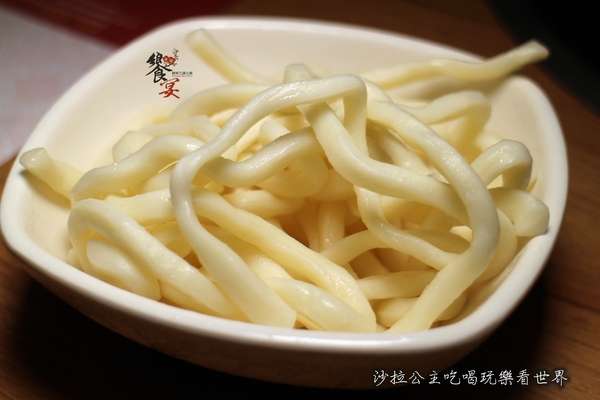 饗宴石頭火鍋(吉林店):台北中山 『饗宴石頭火鍋(吉林店) 』捷運行天宮