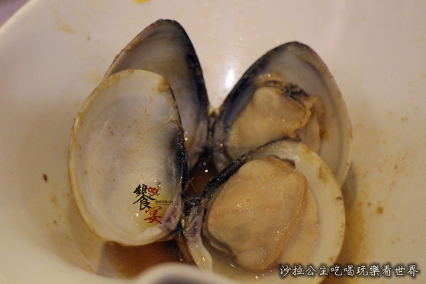 饗宴石頭火鍋(吉林店):台北中山 『饗宴石頭火鍋(吉林店) 』捷運行天宮