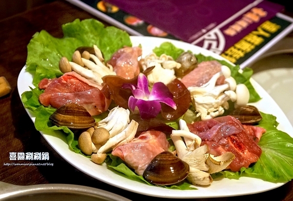 喜園風味涮涮鍋：【新莊火鍋 / 新莊有機蔬食】用心加上良心，讓您吃得更加安心！ ✿✿ 喜園涮涮鍋 ✿✿