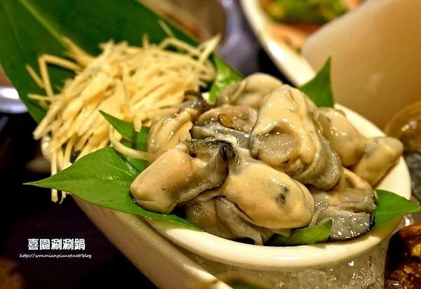 喜園風味涮涮鍋：【新莊火鍋 / 新莊有機蔬食】用心加上良心，讓您吃得更加安心！ ✿✿ 喜園涮涮鍋 ✿✿