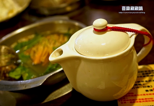 喜園風味涮涮鍋：【新莊火鍋 / 新莊有機蔬食】用心加上良心，讓您吃得更加安心！ ✿✿ 喜園涮涮鍋 ✿✿