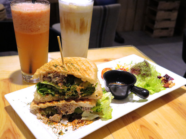 豐滿早午餐(信義世貿店)：北醫平價優質連鎖早午餐。豐滿三明治 * 信義早午餐 / 世貿下午茶*