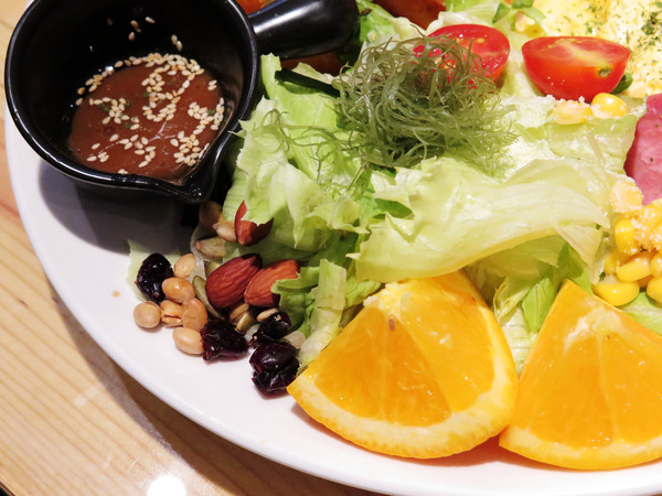 豐滿早午餐(信義世貿店)：北醫平價優質連鎖早午餐。豐滿三明治 * 信義早午餐 / 世貿下午茶*