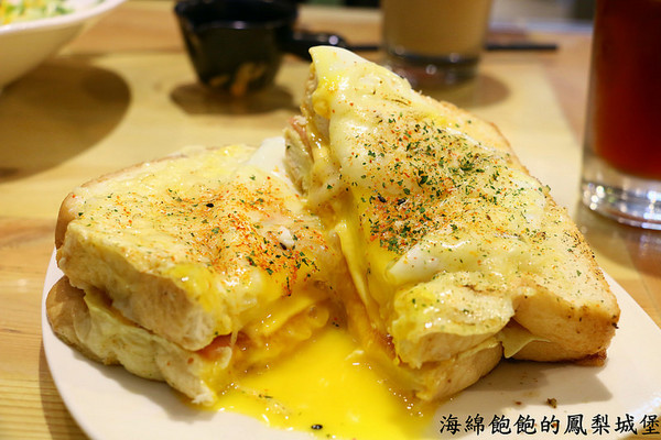 豐滿早午餐(信義世貿店)：豐滿總匯三明治(信義世貿店)-信義早午餐 / 世貿下午茶 / 豐滿三明治