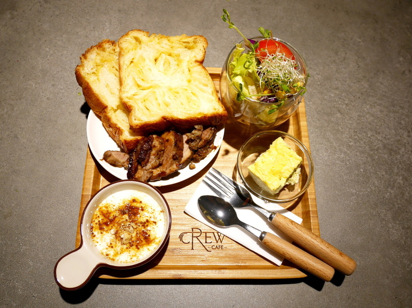 Crew Cafe (20).JPG