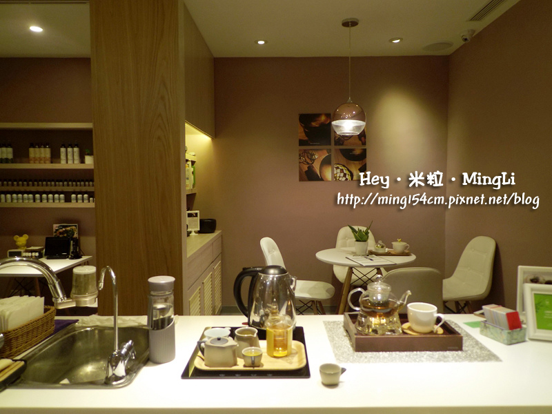 Hey．米粒．MingLi 痞客邦 PIXNET 桃園芳療SPA 莘香芳園 頌缽顱內淨化髮SPA 脈輪彩虹抽卡分析 奧地利玫瑰海鹽足浴洗塵 靜觀脈輪精油吸嗅分 活化頭部梳髮 心輪 喉輪 頂輪芳香淨化按摩 頭部輪脈SPA肩頸及心輪開穴舒緩 心輪 頂輪 喉輪頌靜心頌缽 (1)