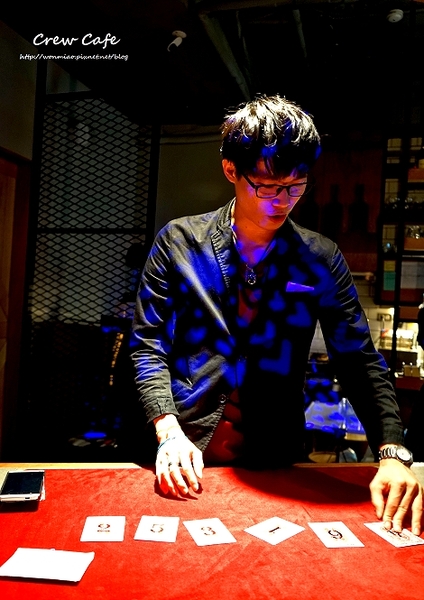 CREW CAFE：【華山文創旁 / 咖啡下午茶 / 魔術表演】輕食甜點下午茶又有魔術表演、LIVE藝術展演 ✿✿ CREW CAFE ✿✿ (完整菜單)
