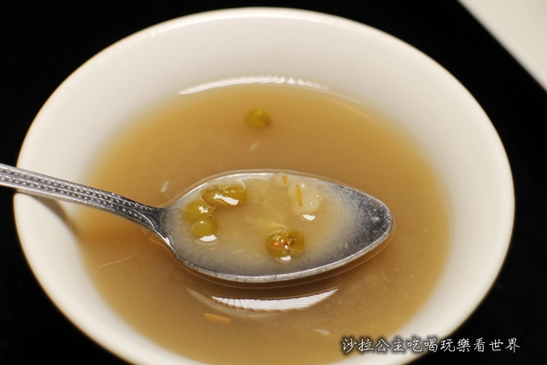 梅村日本料理(衡陽店)：台北日式料理老店 『梅村日本料理(衡陽店)』捷運西門站 /定食