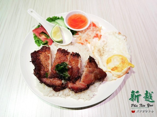 新越 越南麵食館：【捷運後山埤站｜五分埔】新越越南麵食館~平價好吃的越南美食