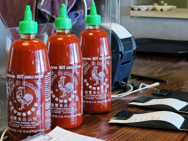 新越 越南麵食館：美味道地的越南美食，鄰近五分埔 / 捷運後山埤站。新越越南麵食館