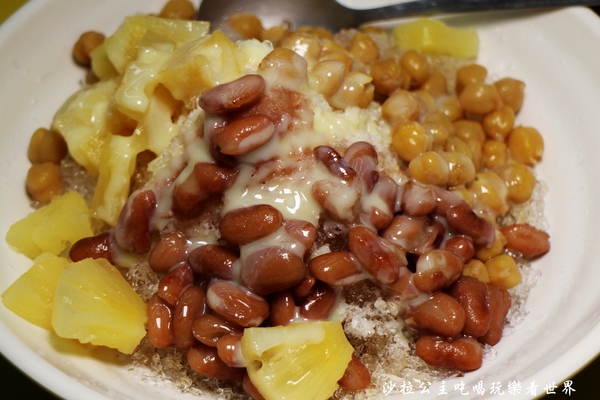 陸地涼麵：通訊行裡吃涼麵『陸地涼麵』黑糖刨冰/捷運忠孝新生站/中山區