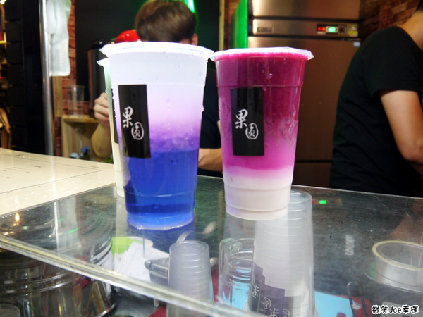 果圓：來自台中逢甲夜市的浪漫-果圓蝶豆花飲料。