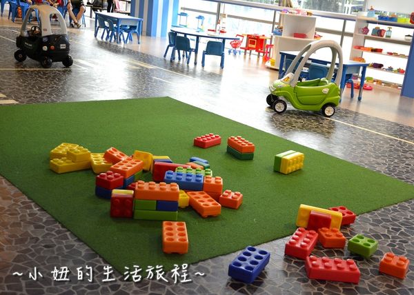 79台北公館【洛德城堡】親子水上樂園 遊樂設施、小獅親子堡(捷運公館站) 外國人 party 餐廳 美食.JPG