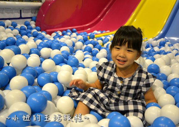 75台北公館【洛德城堡】親子水上樂園 遊樂設施、小獅親子堡(捷運公館站) 外國人 party 餐廳 美食.JPG
