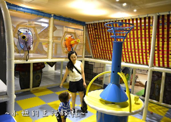 76台北公館【洛德城堡】親子水上樂園 遊樂設施、小獅親子堡(捷運公館站) 外國人 party 餐廳 美食.JPG