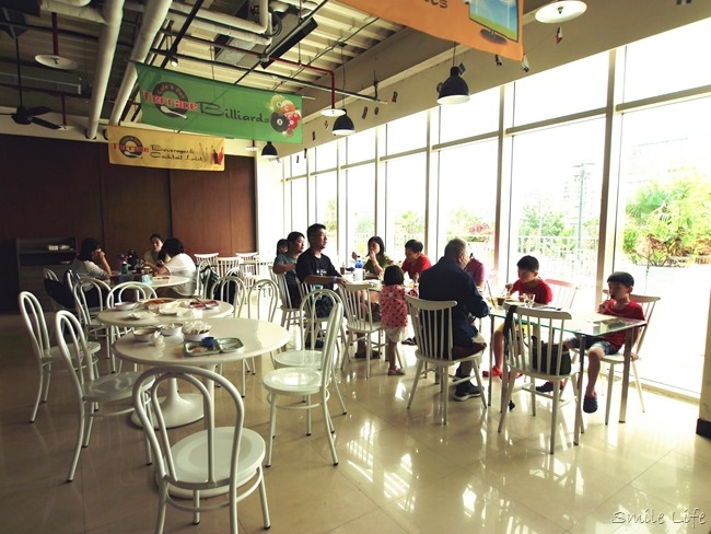 台北公館休閒運動會館「洛德城堡水上樂園」結合健身房、室內泳池、親子遊戲區、電動超跑、戶外多項水上設施、滑水道…