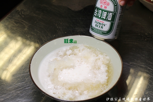 古早味旺來冰店：蘆洲冰店『古早味旺來冰店』鳳梨剉冰"捷運三民高中站"