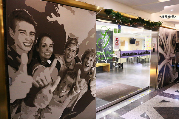 洛碁背包客棧：洛碁背包客棧-台北平價背包客棧 / Taipei hostel / 忠孝敦化站-附早餐/無線上網/電腦