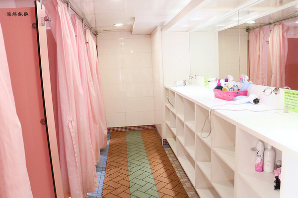 洛碁背包客棧：洛碁背包客棧-台北平價背包客棧 / Taipei hostel / 忠孝敦化站-附早餐/無線上網/電腦