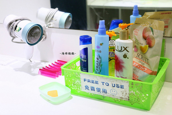 洛碁背包客棧：洛碁背包客棧-台北平價背包客棧 / Taipei hostel / 忠孝敦化站-附早餐/無線上網/電腦