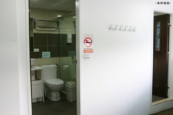 洛碁背包客棧：洛碁背包客棧-台北平價背包客棧 / Taipei hostel / 忠孝敦化站-附早餐/無線上網/電腦