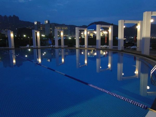 72太平洋翡翠灣 夏日樂園 福華 金山萬里一日遊 沙灘 兒童池 推薦 煙火.jpg