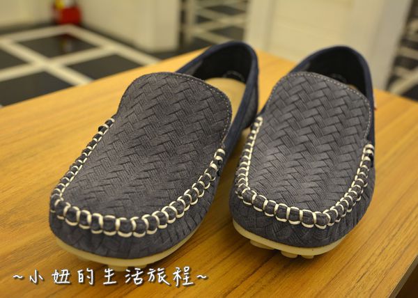 00台灣製  手工氣墊鞋  A.MOUR.JPG