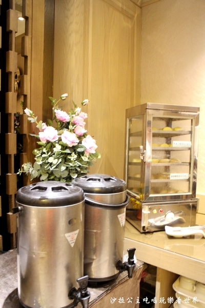 洛碁山水閣飯店：台北中山住宿『洛碁山水閣大飯店』捷運民權西路站