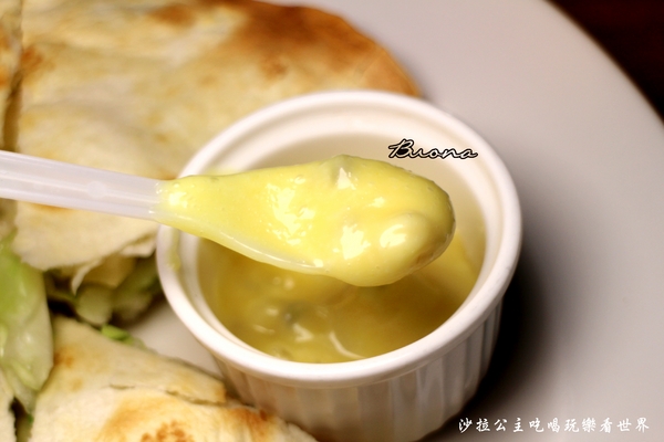 Buona Pasta：淡水『Buona Pasta』平價義大利麵 /濃湯飲料無限供應/淡江大學美食/寵物友善