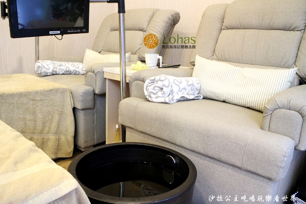 樂活氧身足體概念館：板橋腳底按摩『樂活氧身足體概念館』油壓指壓/捷運江子翠站