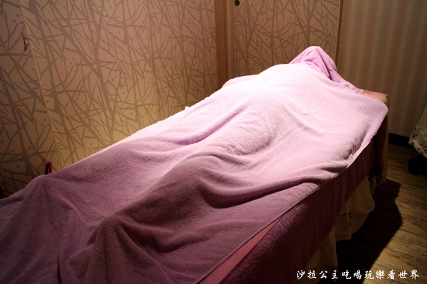 樂活氧身足體概念館：板橋腳底按摩『樂活氧身足體概念館』油壓指壓/捷運江子翠站