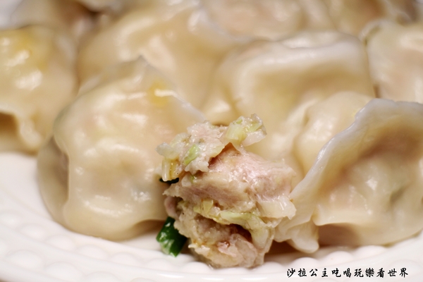 家鄉蒸餃：台中南屯區『家鄉蒸餃』冷凍手工水餃/每日現宰溫體豬/宅配