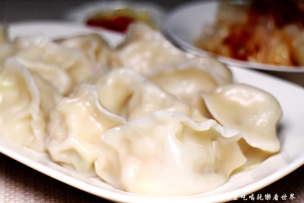 家鄉蒸餃：台中南屯區『家鄉蒸餃』冷凍手工水餃/每日現宰溫體豬/宅配