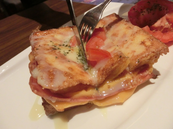 徠一咖啡：【台北@大安區】捷運信義安和站 港式茶餐廳 徠一咖啡