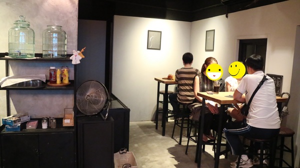 TAKE OUT burger & cafe：【台北美食】TAKE OUT美式餐廳@台北大安區/精釀啤酒/純手工漢堡