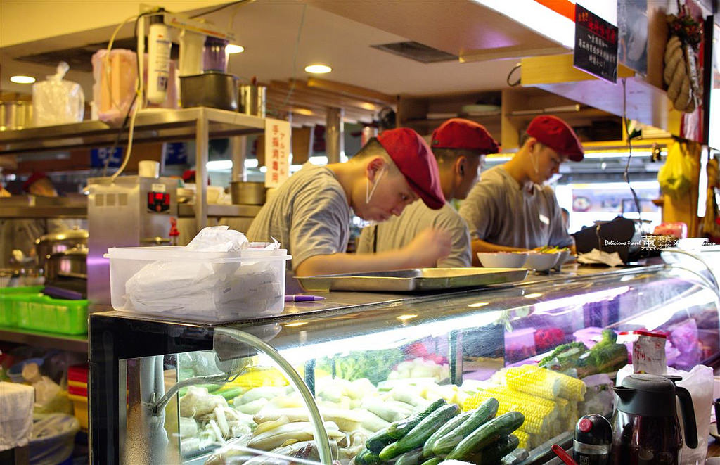 鵝房宮-一點利黃昏市場