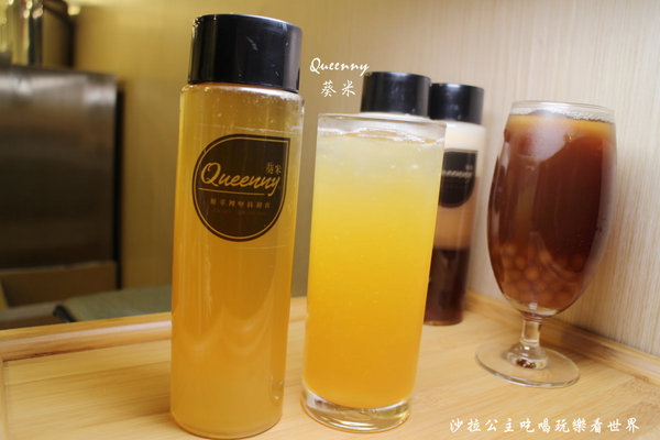 葵米珍珠飲品專賣(HOYII北車站店)：台北車站珍珠茶飲排隊店『Queenny葵米。珍珠飲品專售(HOYII北車站店)』珍珠奶茶