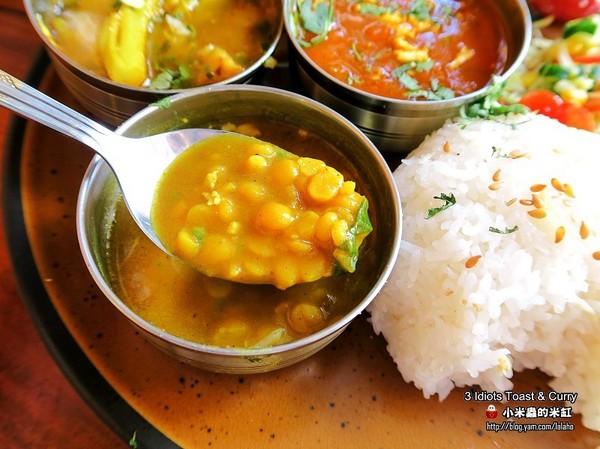 3 Idiots Toast & Curry 三個傻瓜素食印度餐廳(公館)：【捷運台電大樓站】3 Idiots Toast & Curry三個傻瓜素食印度餐廳(公館印度料理 / 素食 / 早午餐)