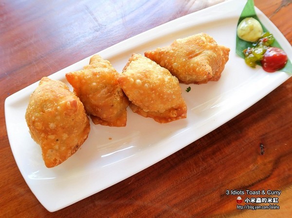 3 Idiots Toast & Curry 三個傻瓜素食印度餐廳(公館)：【捷運台電大樓站】3 Idiots Toast & Curry三個傻瓜素食印度餐廳(公館印度料理 / 素食 / 早午餐)