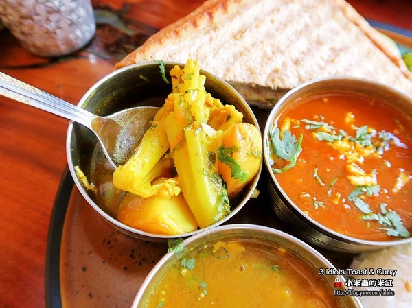 3 Idiots Toast & Curry 三個傻瓜素食印度餐廳(公館)：【捷運台電大樓站】3 Idiots Toast & Curry三個傻瓜素食印度餐廳(公館印度料理 / 素食 / 早午餐)