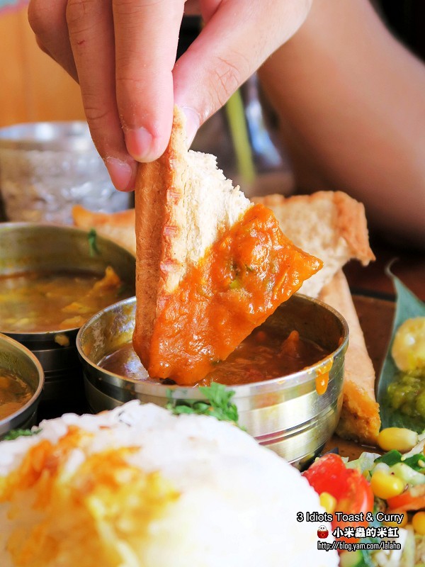 3 Idiots Toast & Curry 三個傻瓜素食印度餐廳(公館)：【捷運台電大樓站】3 Idiots Toast & Curry三個傻瓜素食印度餐廳(公館印度料理 / 素食 / 早午餐)