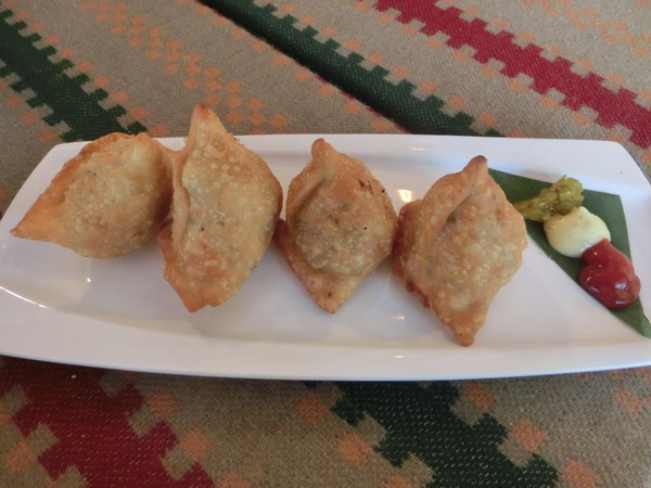 3 Idiots Toast& Curry：【台北市大安區】3 Idiots Toast&amp; Curry 公館印度料理 / 素食 / 早午餐