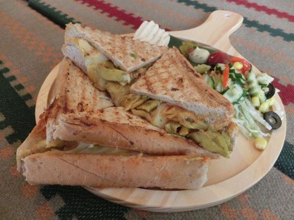 3 Idiots Toast& Curry：【台北市大安區】3 Idiots Toast&amp; Curry 公館印度料理 / 素食 / 早午餐