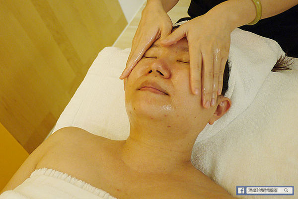 依蘭雅閑。台北東區按摩。SPA精油按摩。孕婦按摩。臉部保養。國際芳療團隊