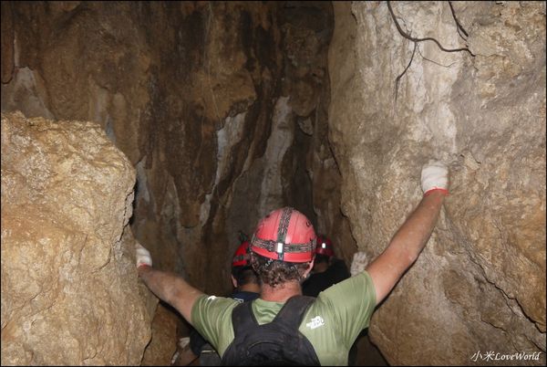 高雄壽山猴洞鐘乳石洞P1630264_調整大小1.JPG