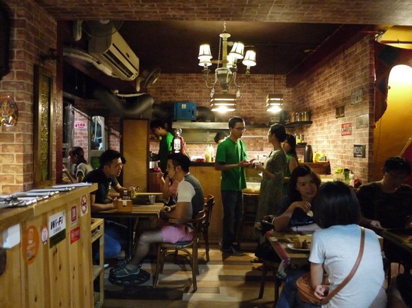 3 Idiots Toast & Curry 三個傻瓜素食印度餐廳(公館)：3 Idiots Toast &amp; Curry 三個傻瓜素食印度餐廳(公館/早午餐)