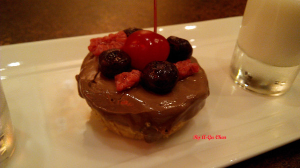 LATE Bistro 暮 餐酒館：【臺南Ω東區】LATE Bistro暮　餐酒館。台南東區餐酒館，在隱於巷弄內的驚豔裡放鬆享受深夜美食