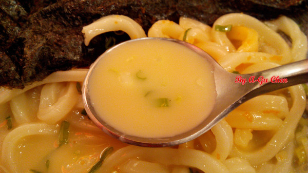 LATE Bistro 暮 餐酒館：【臺南Ω東區】LATE Bistro暮　餐酒館。台南東區餐酒館，在隱於巷弄內的驚豔裡放鬆享受深夜美食